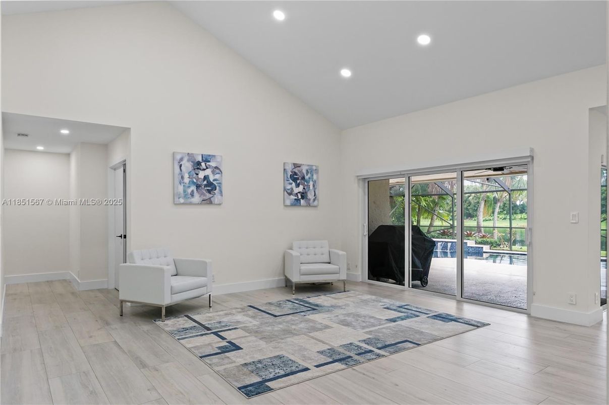 Interior, Recessed Lighting, Wood Texture Flooring
