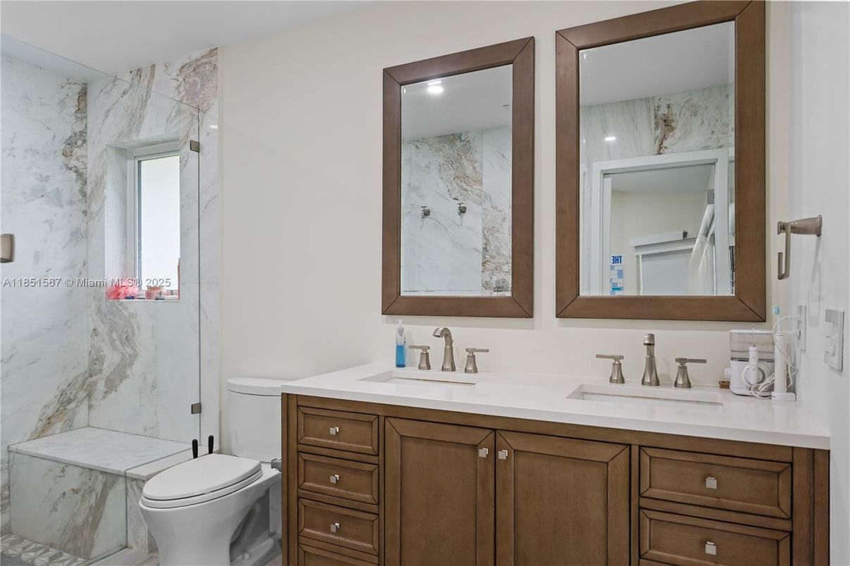 Bathroom, Interior, Marble Walls
