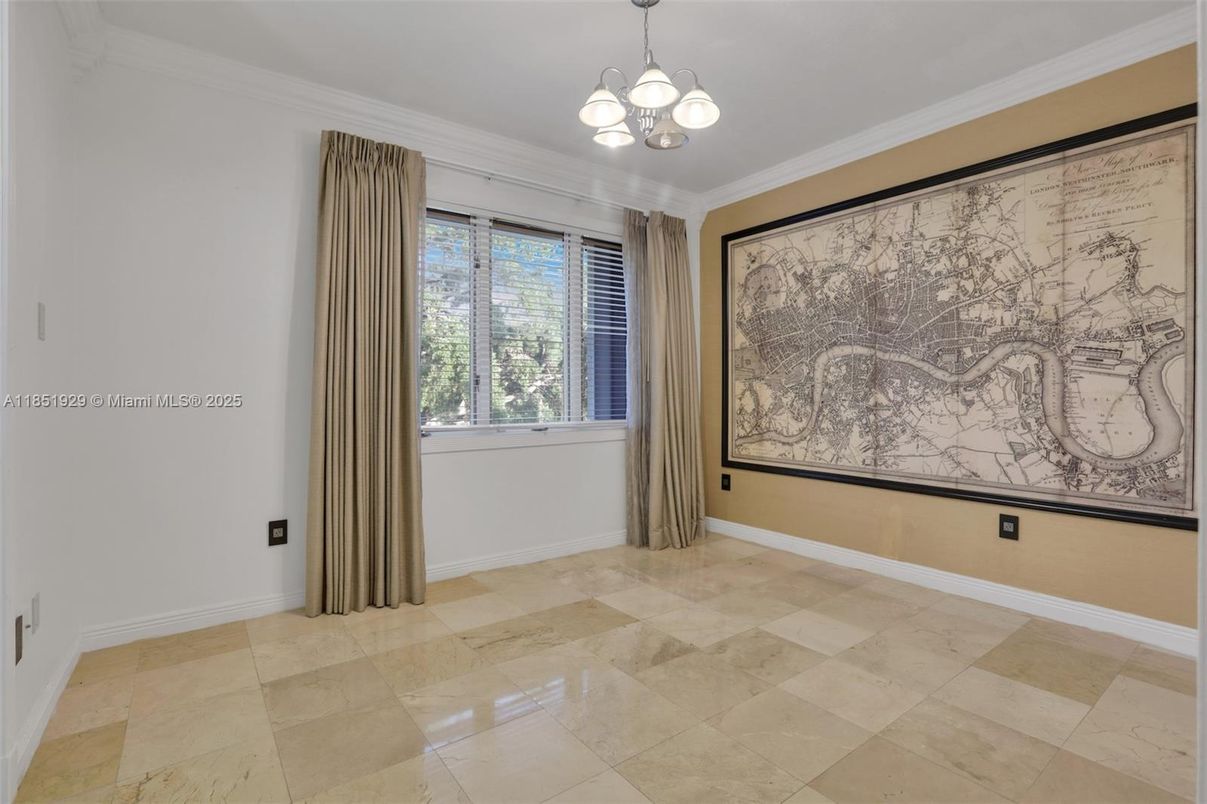 Chandelier, Empty room, Interior, Pendant Lights