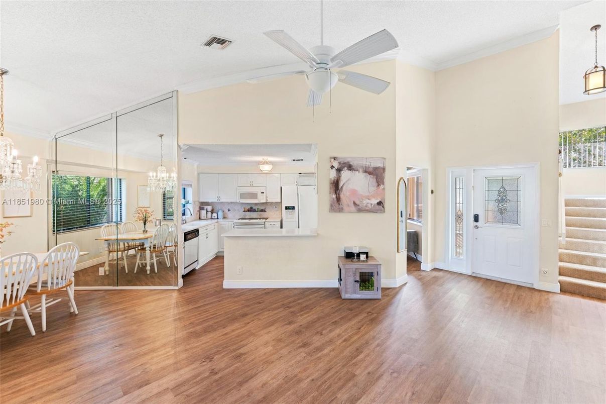 Chandelier, Dining room, Interior, Kitchen, Pendant Lights, Wood Texture Flooring
