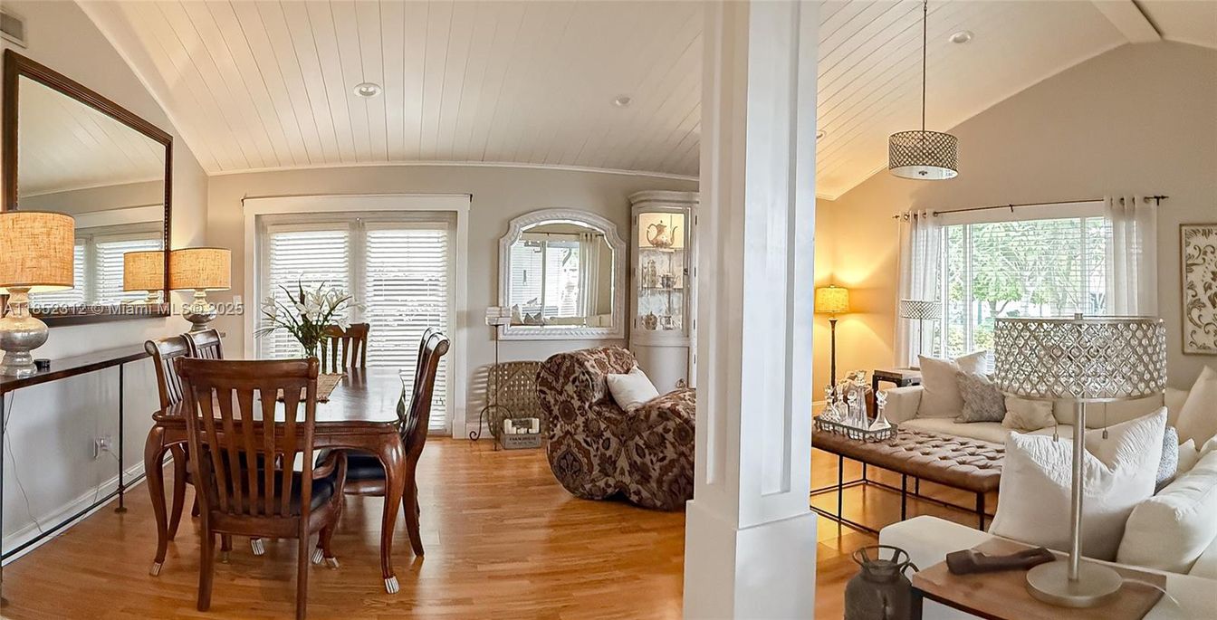Dining room, Interior, Living room, Pendant Lights, Recessed Lighting, Wood Texture Flooring