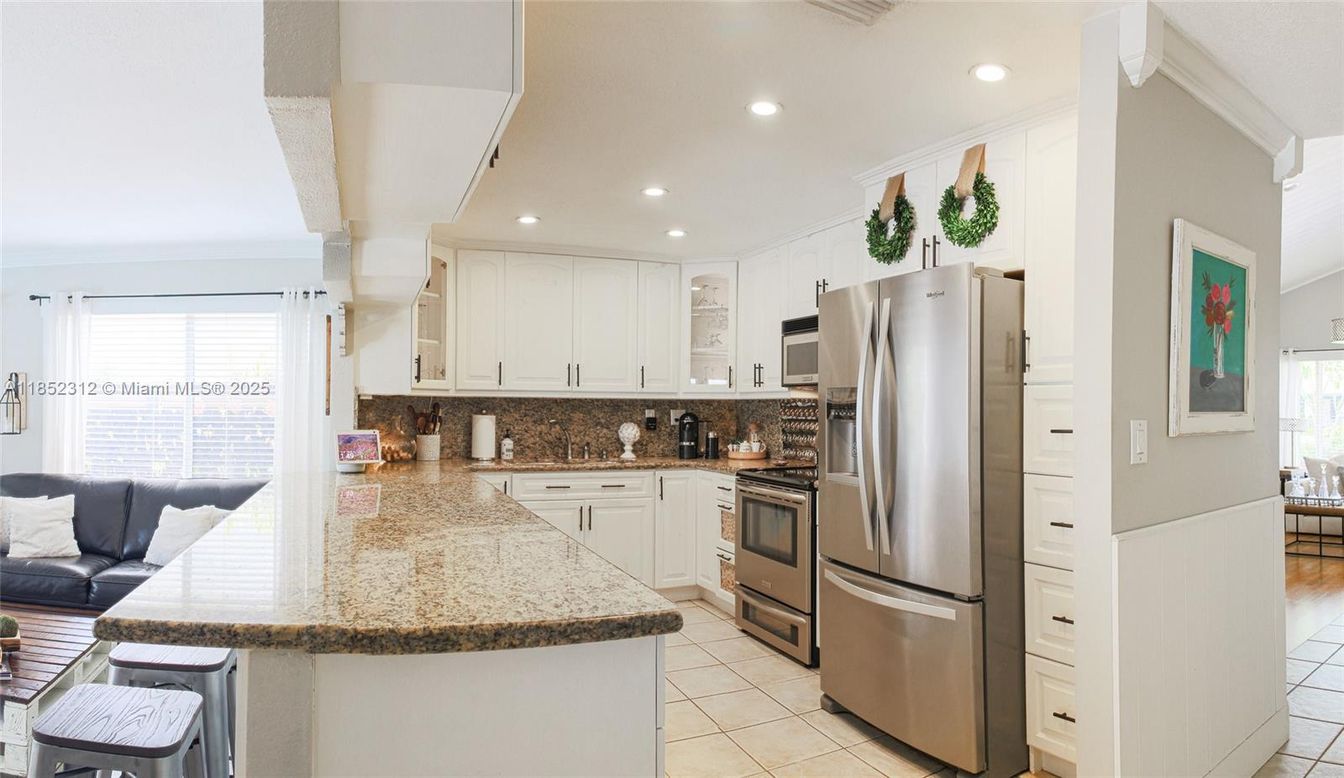 Interior, Kitchen, Living room, Recessed Lighting