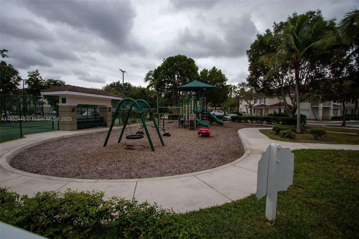 Backyard, Exterior, Playground