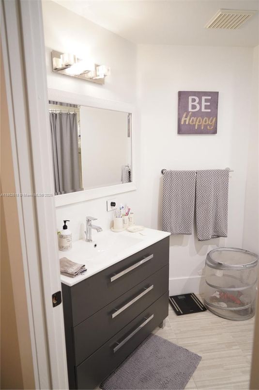 Bathroom, Interior