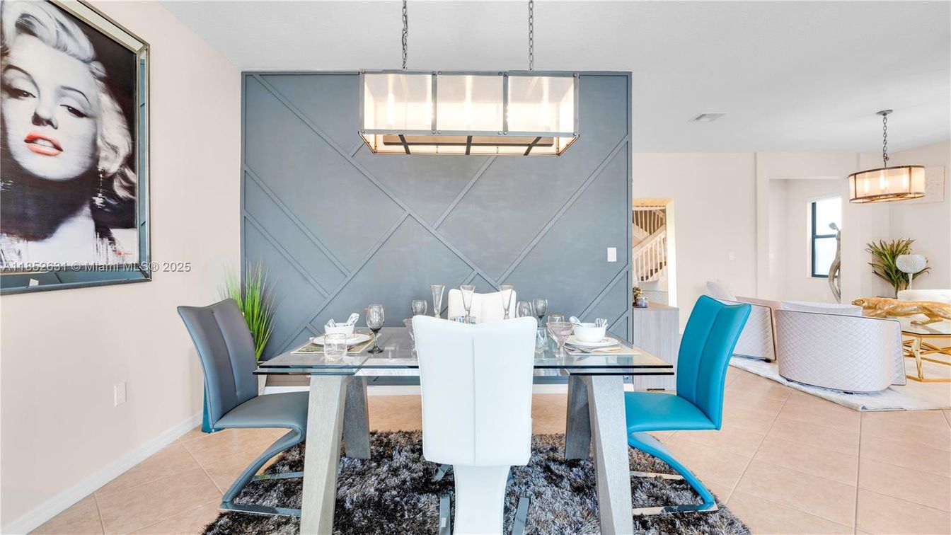 Dining room, Interior, Pendant Lights