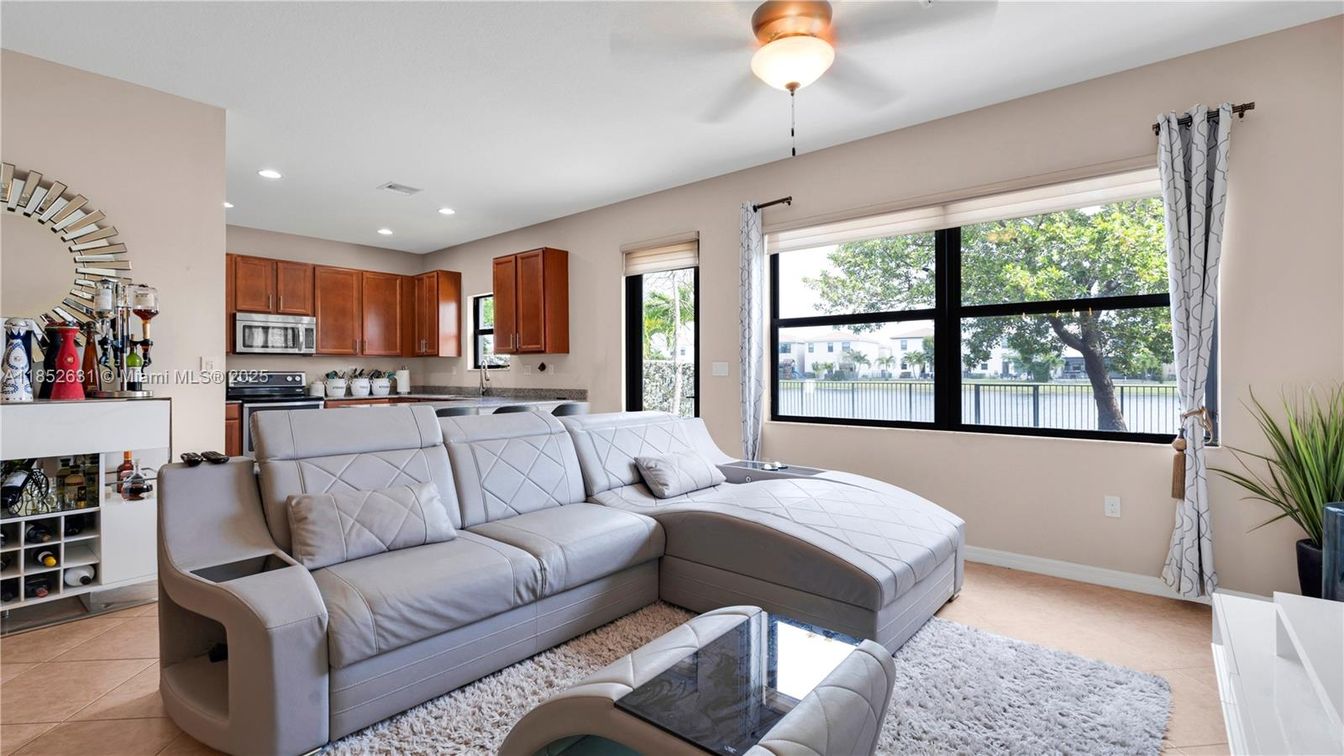 Interior, Kitchen, Living room, Recessed Lighting