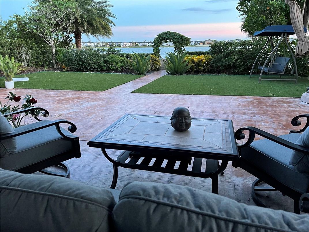 Backyard, Exterior, Water