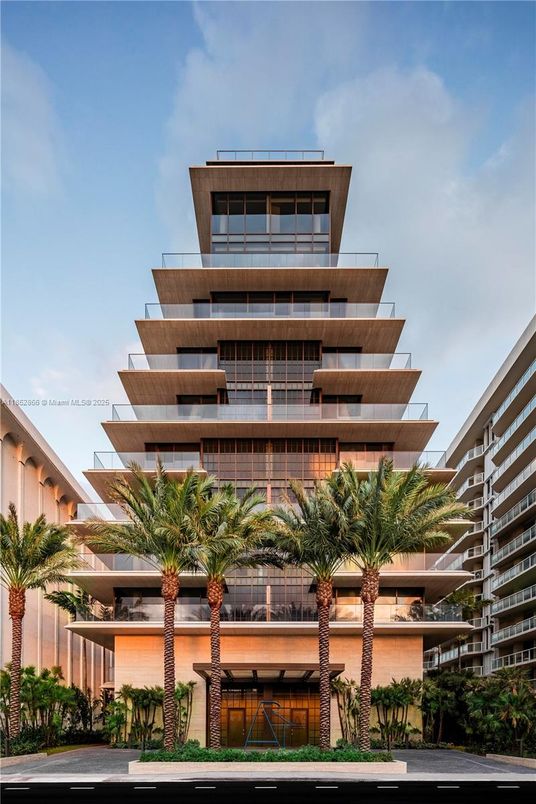 Exterior, Facade, Condo Building
