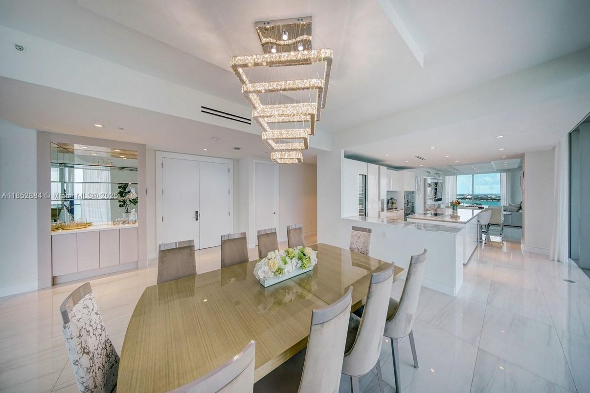 Chandelier, Dining room, Interior, Kitchen, Recessed Lighting