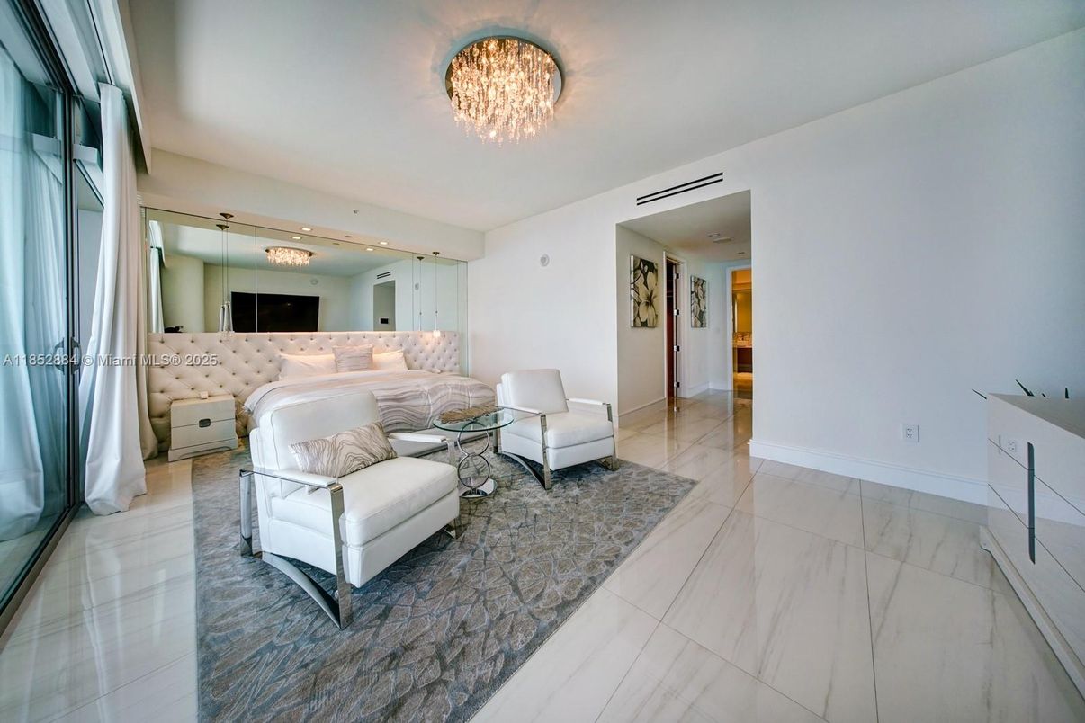 Chandelier, Interior, Living room, Marble