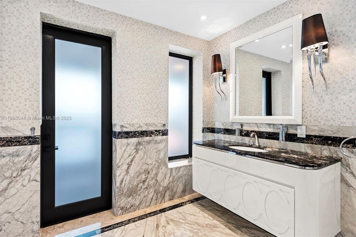 Bathroom, Interior, Marble, Marble Walls, Recessed Lighting