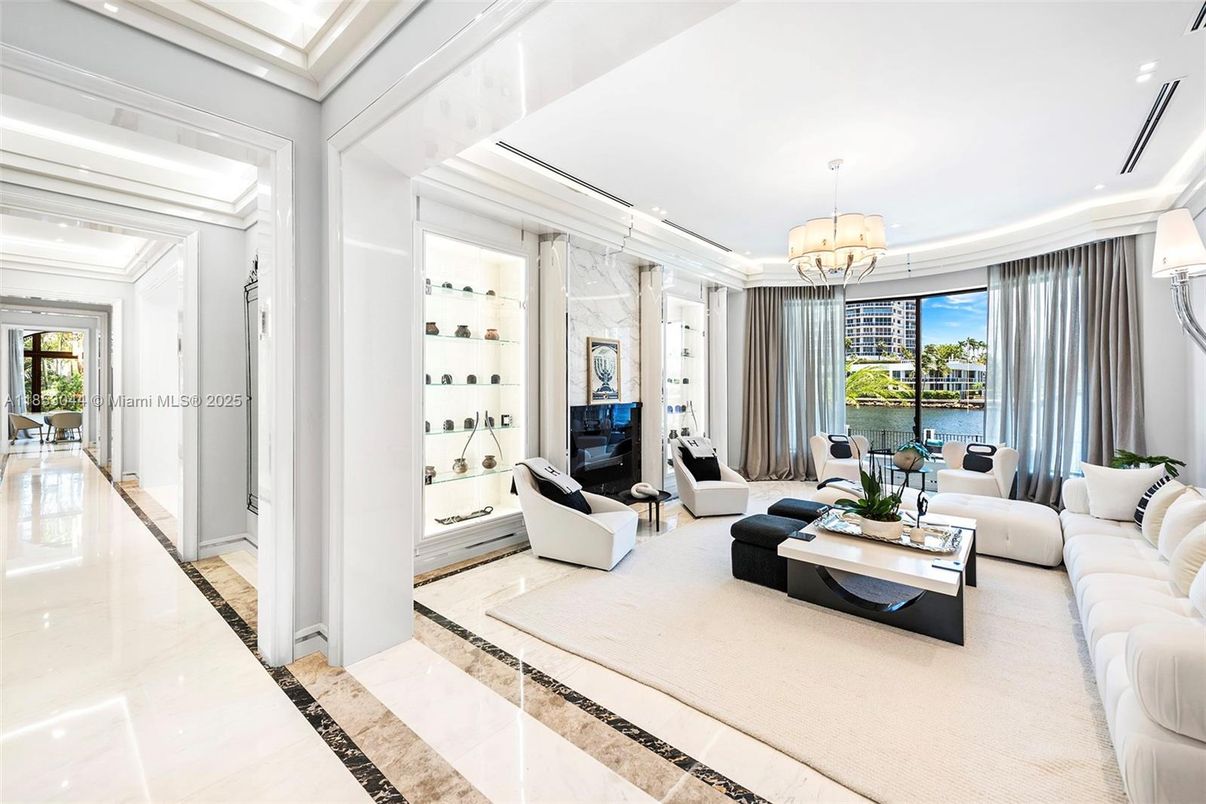 Chandelier, Interior, Living room, Recessed Lighting, Water