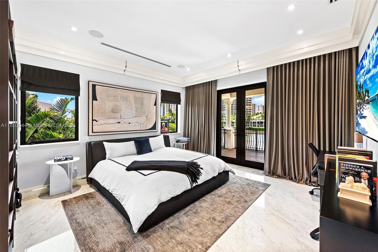 Bedroom, Interior, Marble, Recessed Lighting