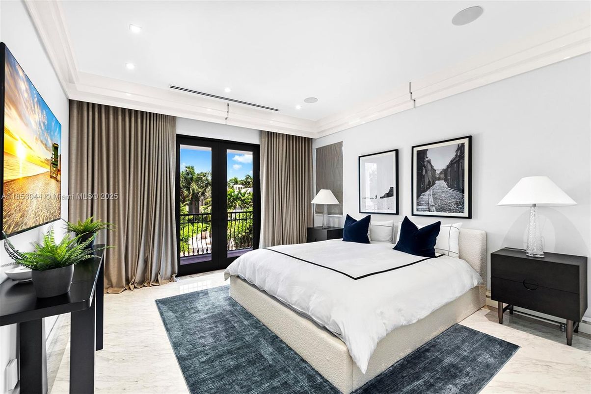 Bedroom, Interior, Marble, Recessed Lighting