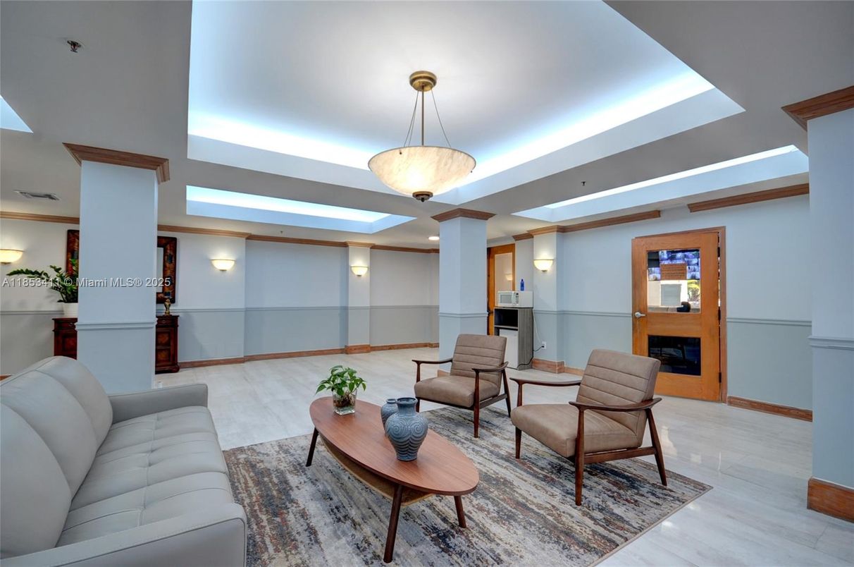 Fireplace, Interior, Living room, Pendant Lights