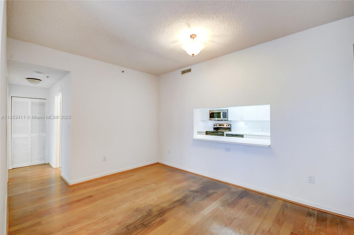 Empty room, Interior, Kitchen, Wood Texture Flooring
