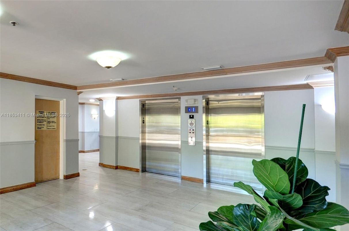 Elevator, Interior