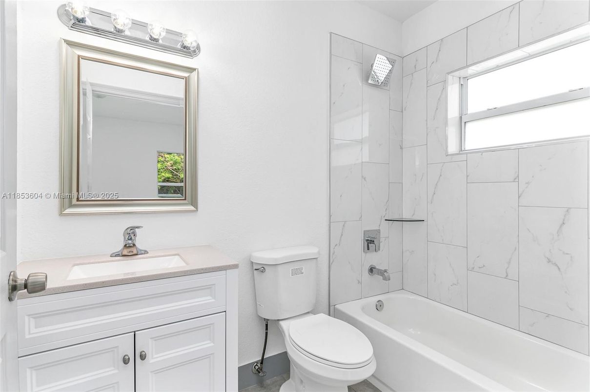 Bathroom, Interior, Marble Walls