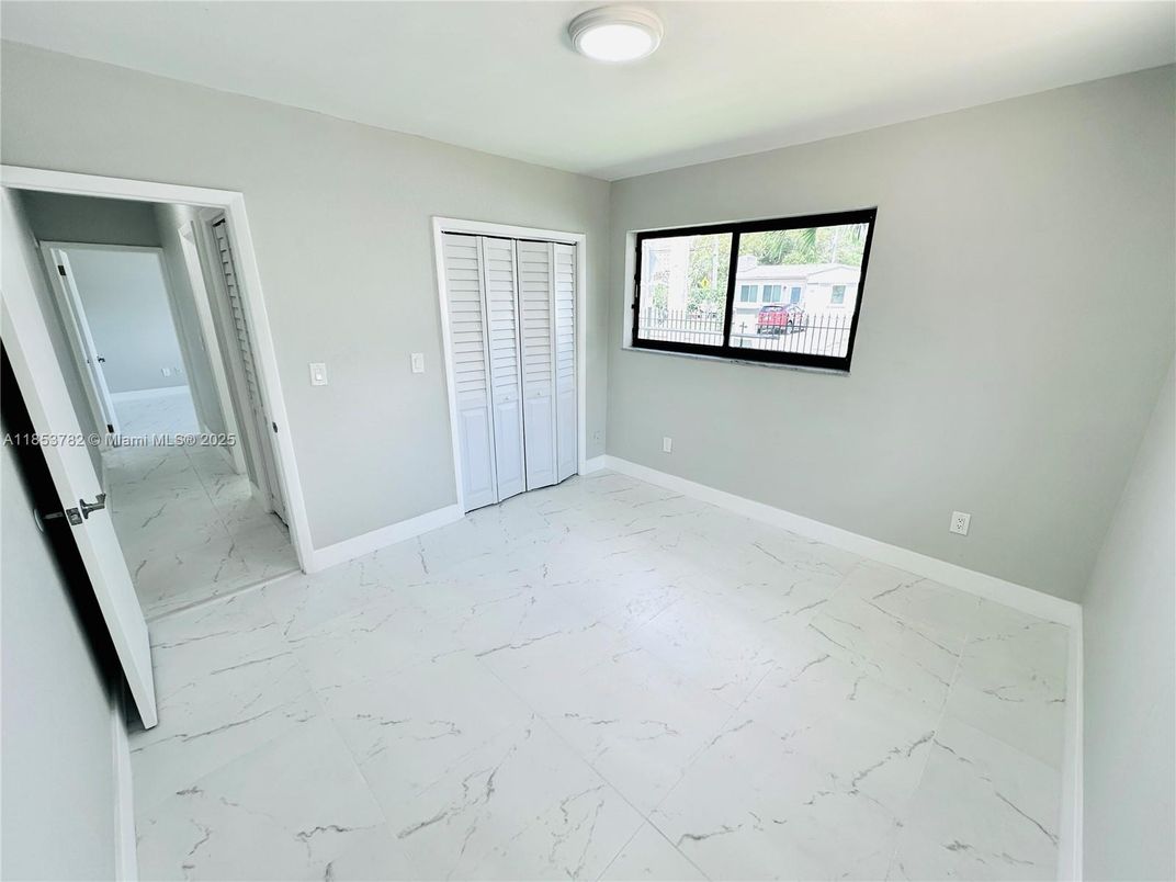 Empty room, Interior, Marble