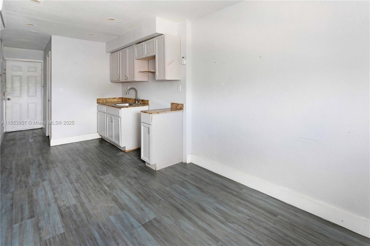 Empty room, Interior, Kitchen, Recessed Lighting, Wood Texture Flooring