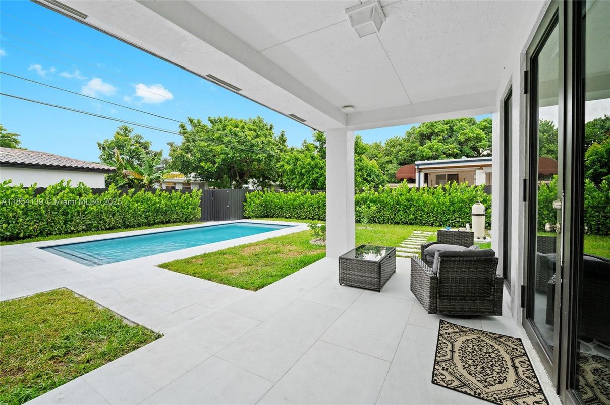 Backyard, Exterior, Pool