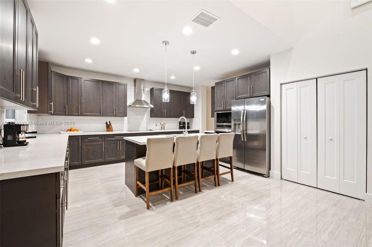 Interior, Kitchen, Pendant Lights, Recessed Lighting, Stainless Steel Appliances