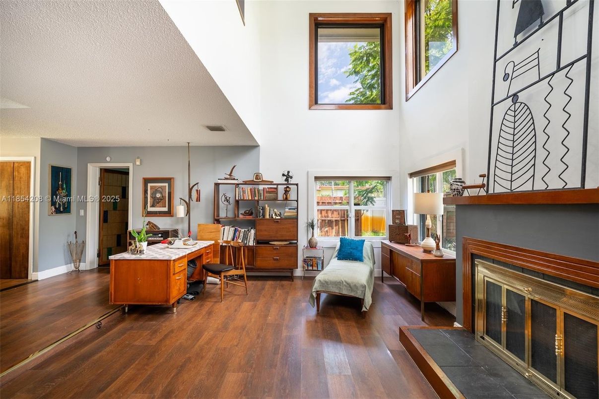 Fireplace, Home Office, Interior, Wood Texture Flooring