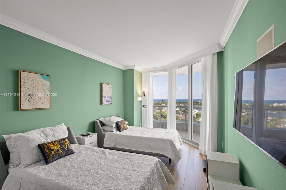 Bedroom, Interior, Water, Wood Texture Flooring