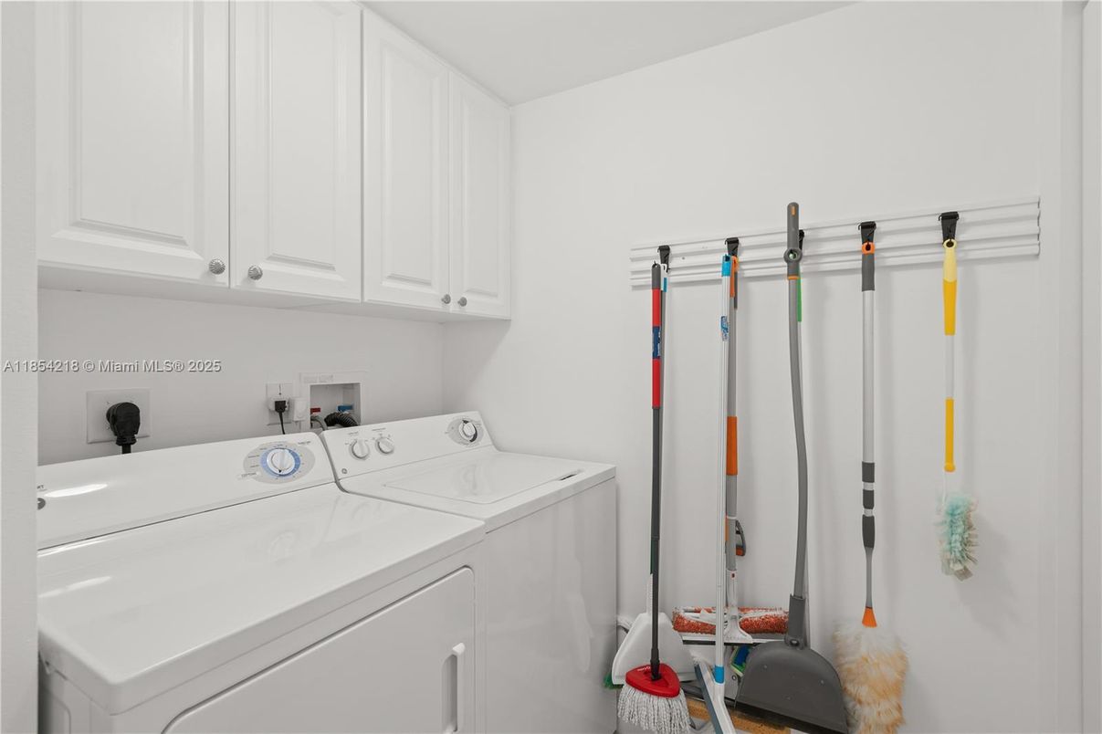 Interior, Washer