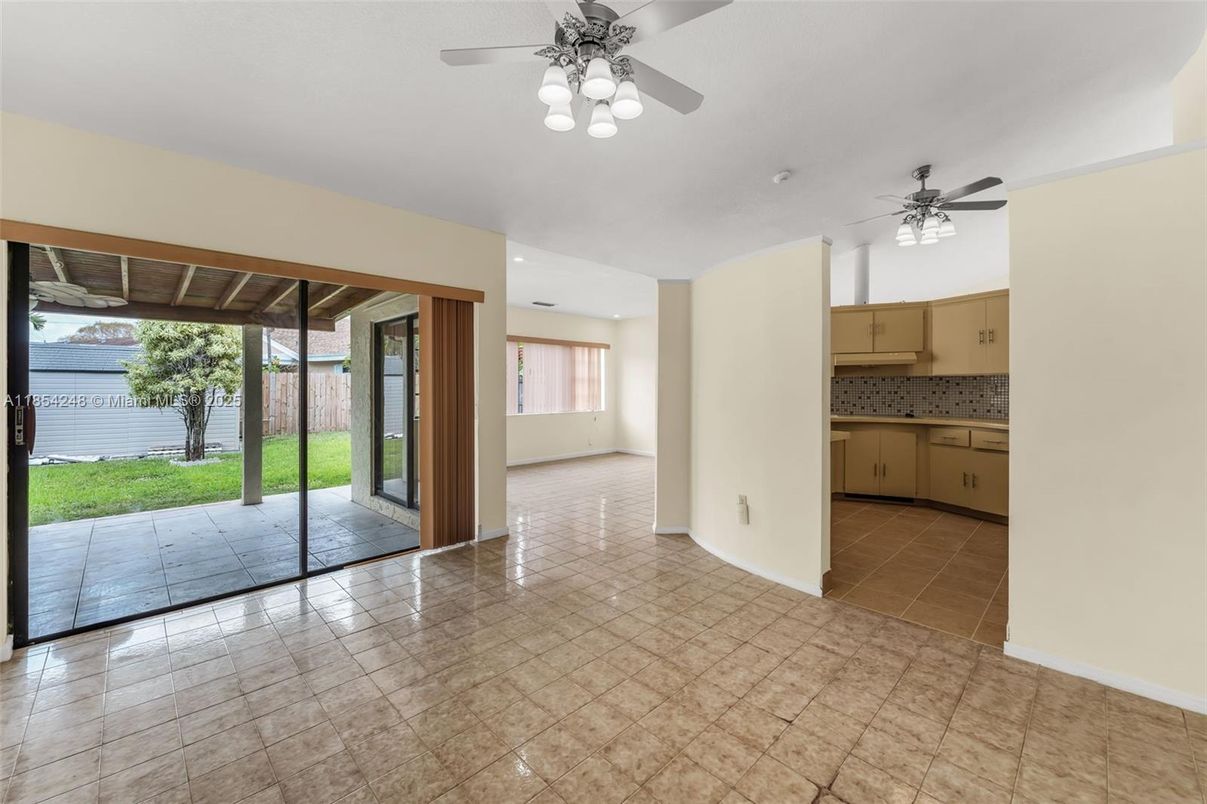 Empty room, Interior, Kitchen