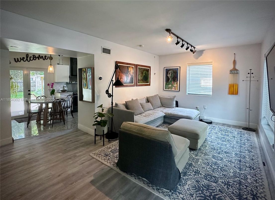 Dining room, Interior, Kitchen, Living room, Pendant Lights, Wood Texture Flooring