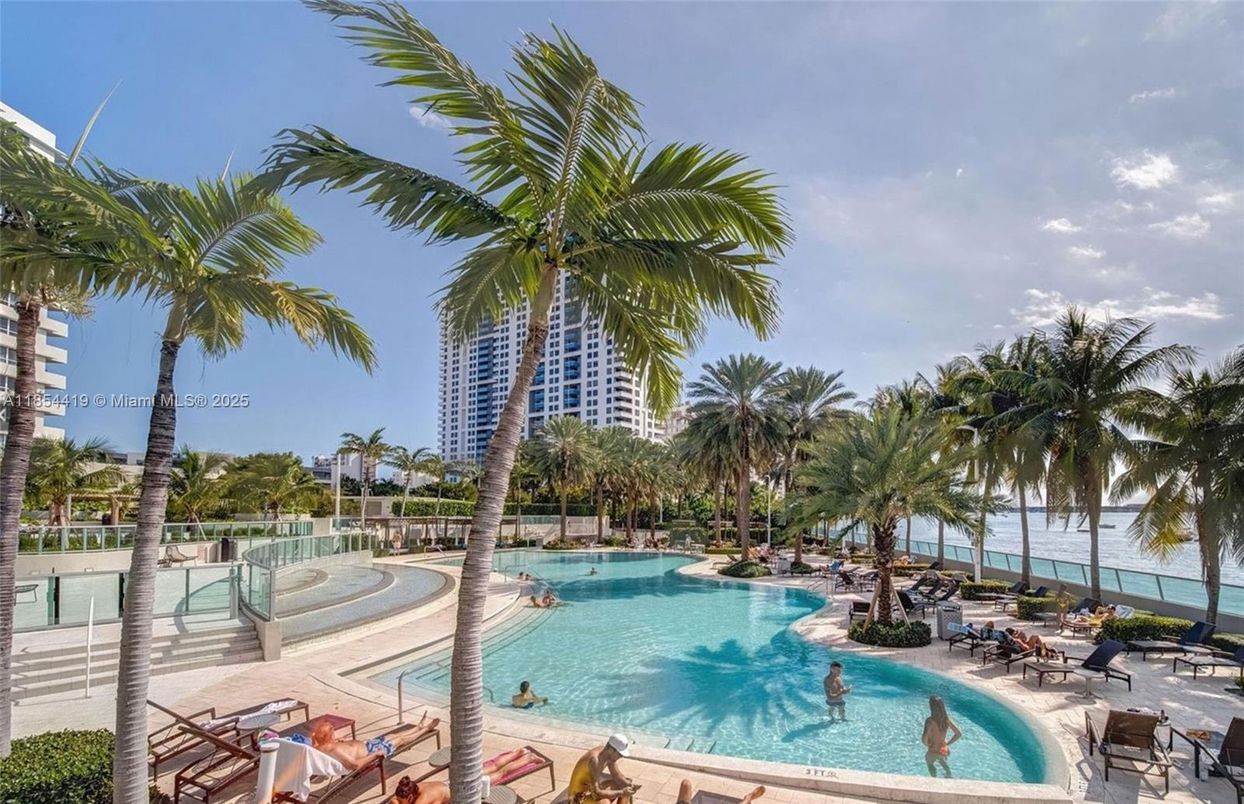 Exterior, Pool, Water