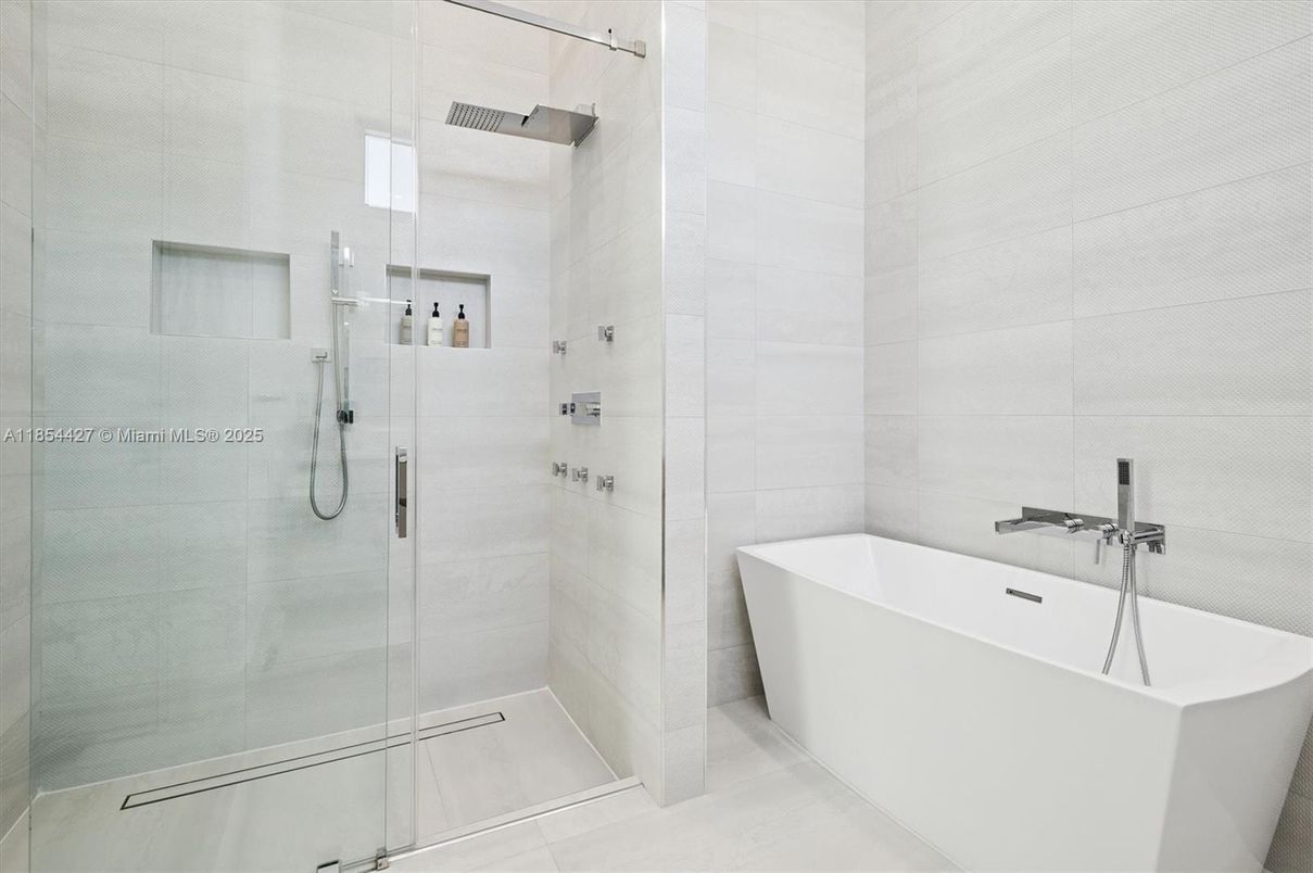 Bathroom, Free Standing Baths, Glass Shower, Interior