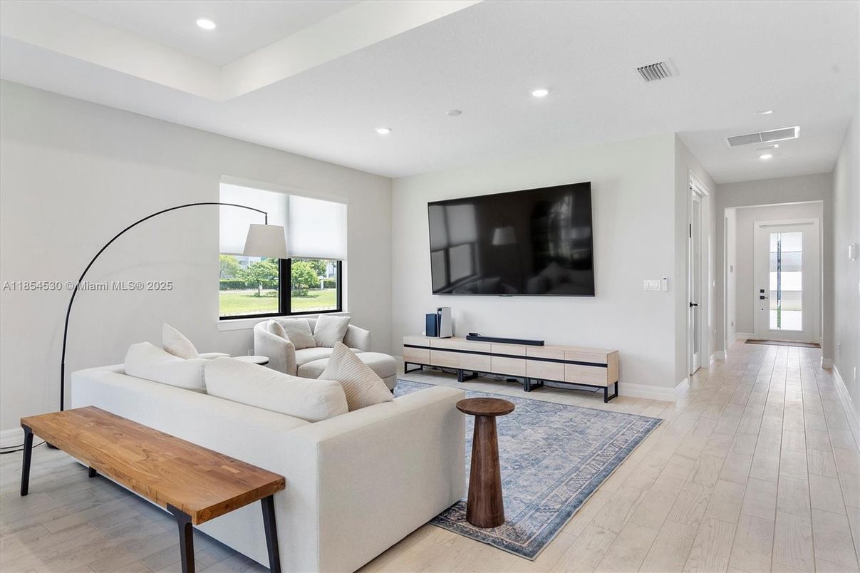 Interior, Living room, Recessed Lighting, Wood Texture Flooring