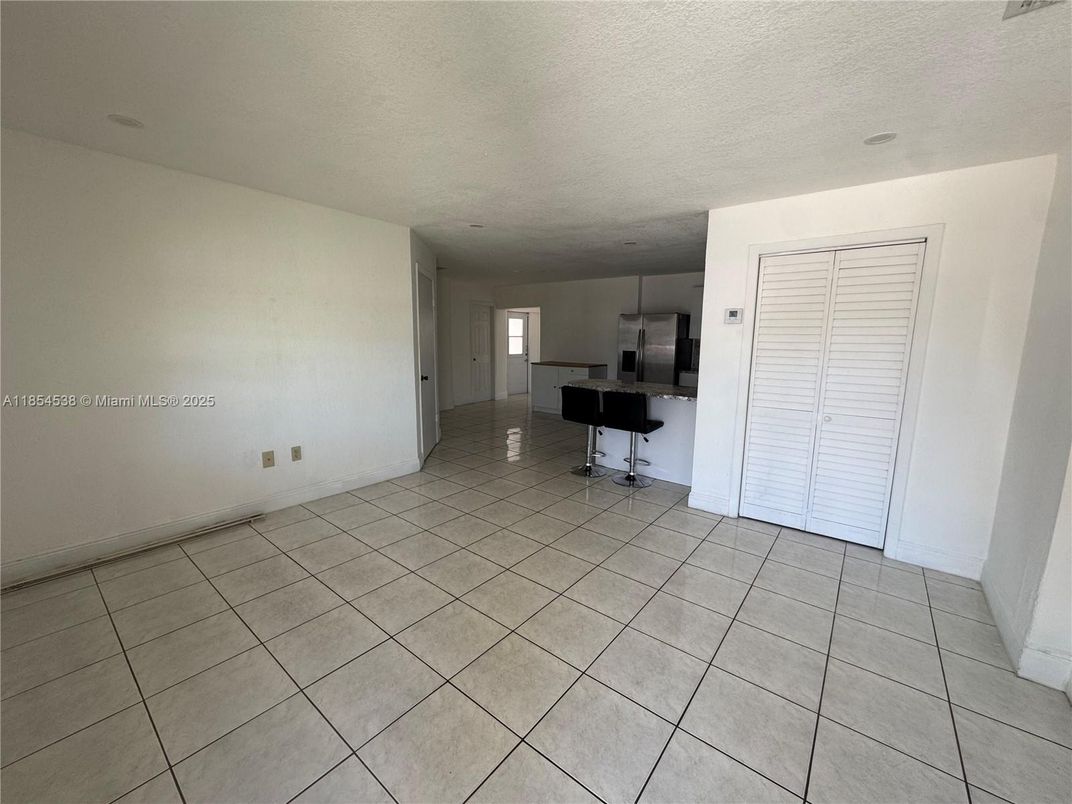 Empty room, Interior, Kitchen