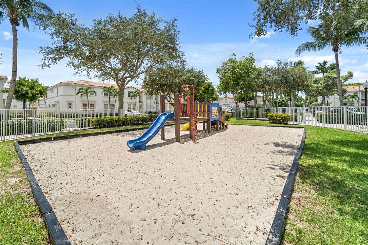 Backyard, Exterior, Playground