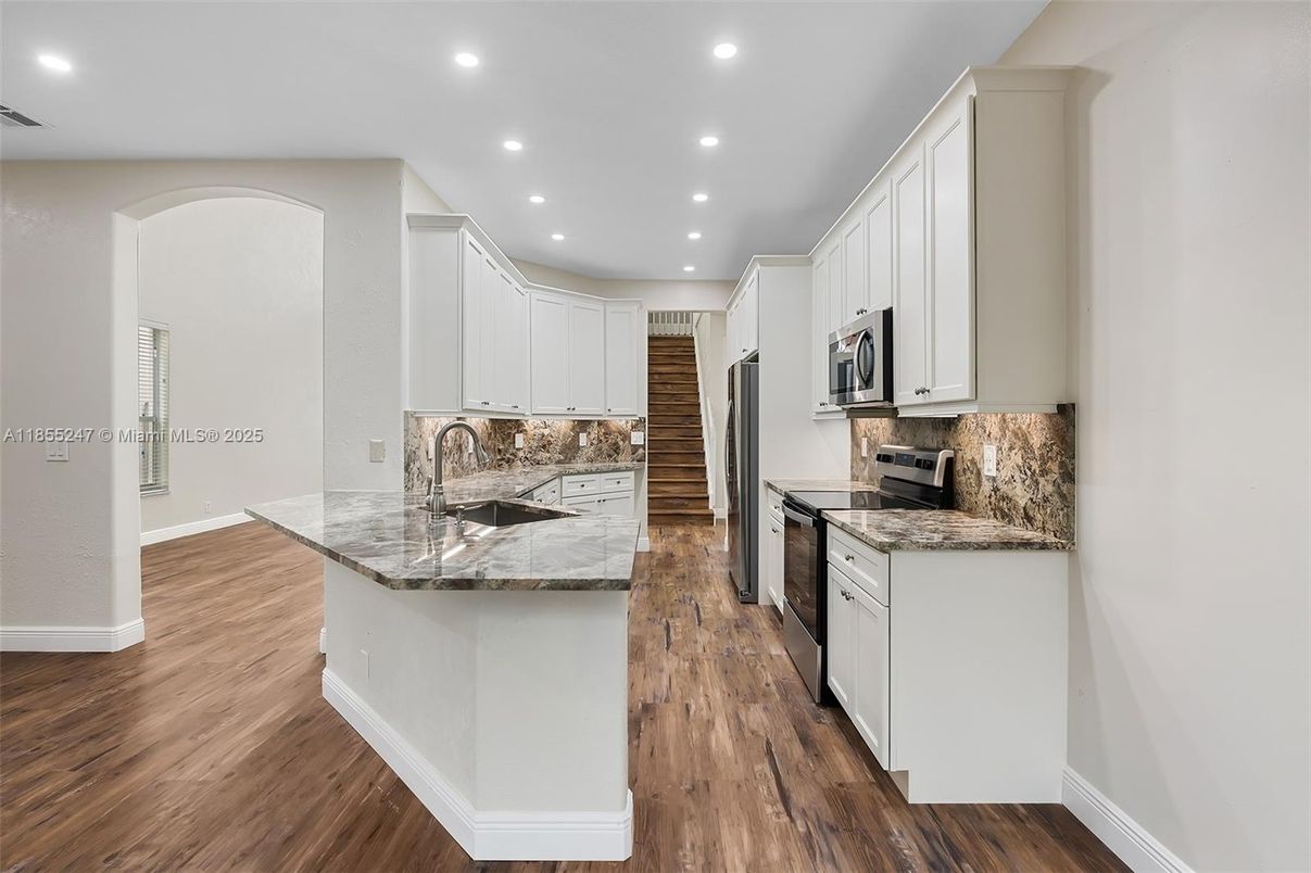 Interior, Kitchen, Recessed Lighting, Wood Texture Flooring
