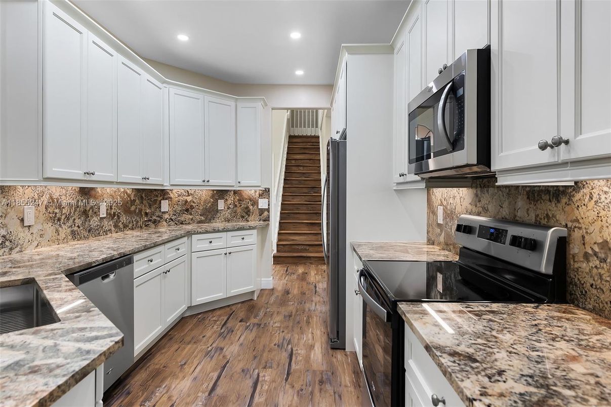 Interior, Kitchen, Recessed Lighting, Wood Texture Flooring