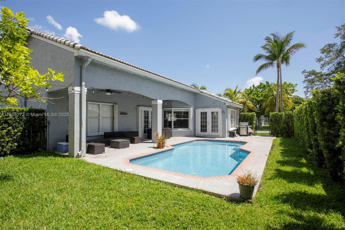 Backyard, Exterior, Pool