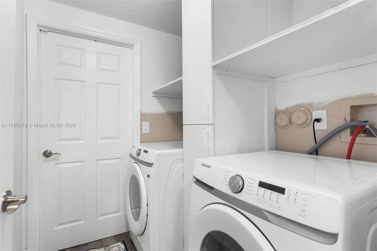 Interior, Washer
