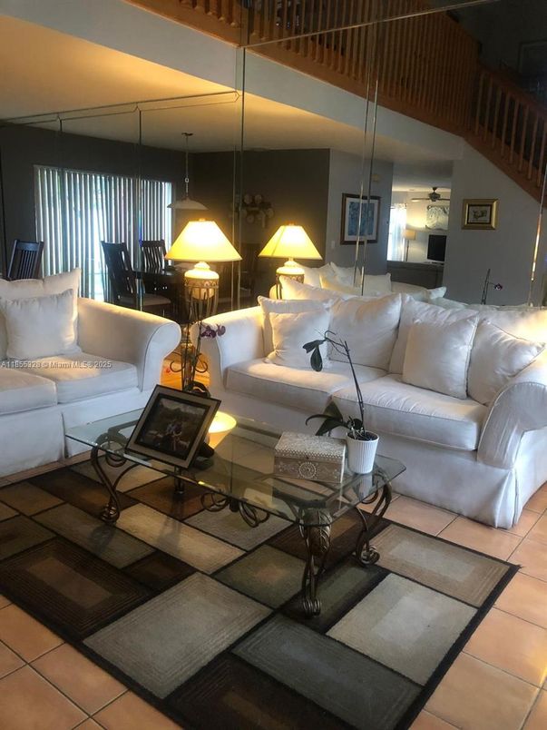 Interior, Living room, Pendant Lights