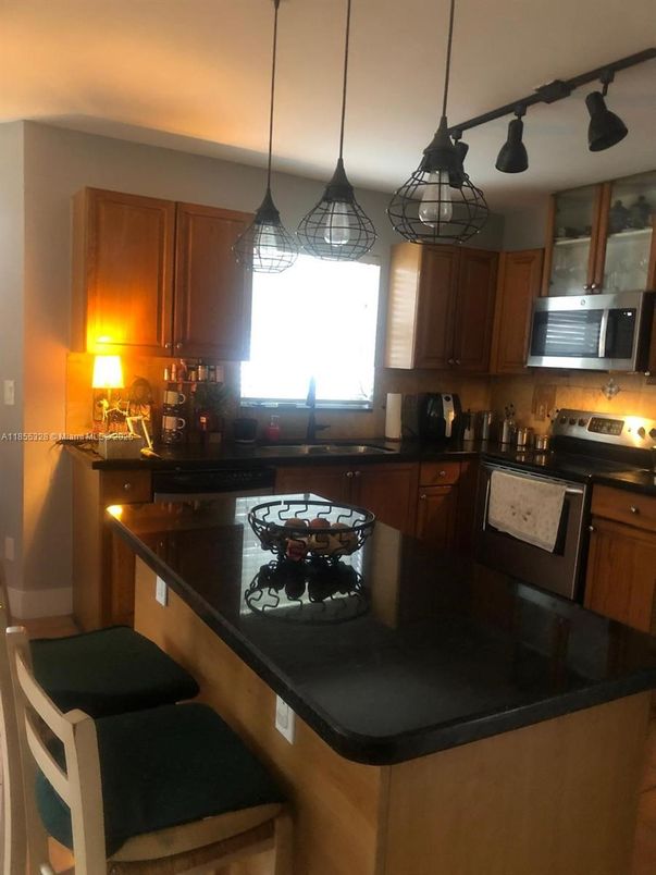 Interior, Kitchen, Pendant Lights