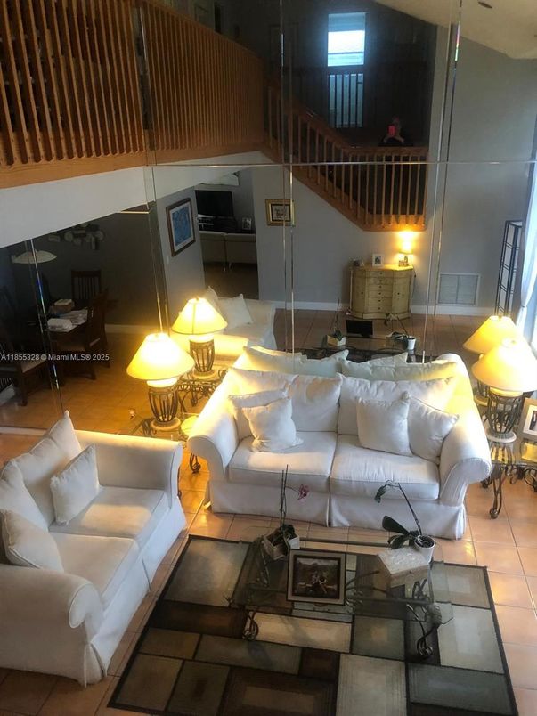 Interior, Living room, Pendant Lights