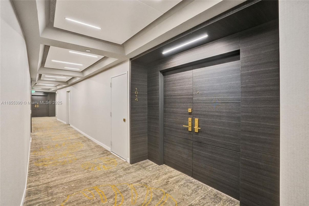 Interior, Recessed Lighting