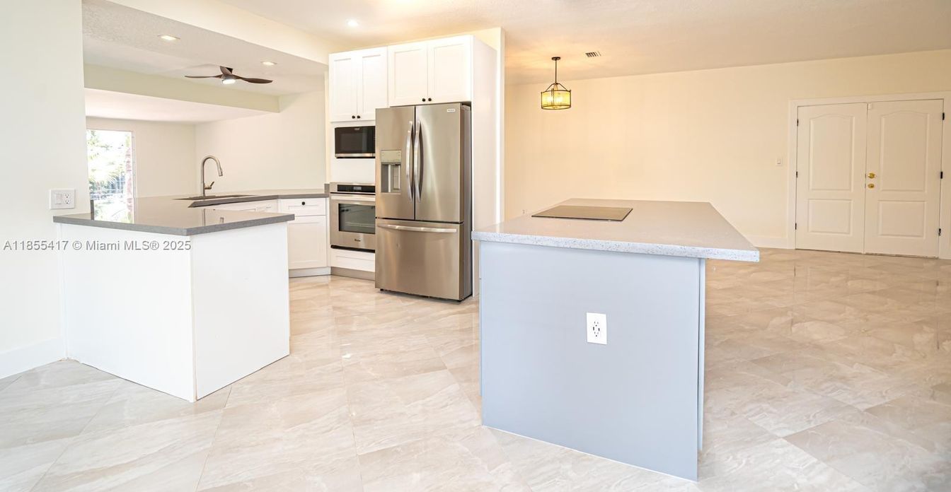 Interior, Kitchen, Pendant Lights, Recessed Lighting