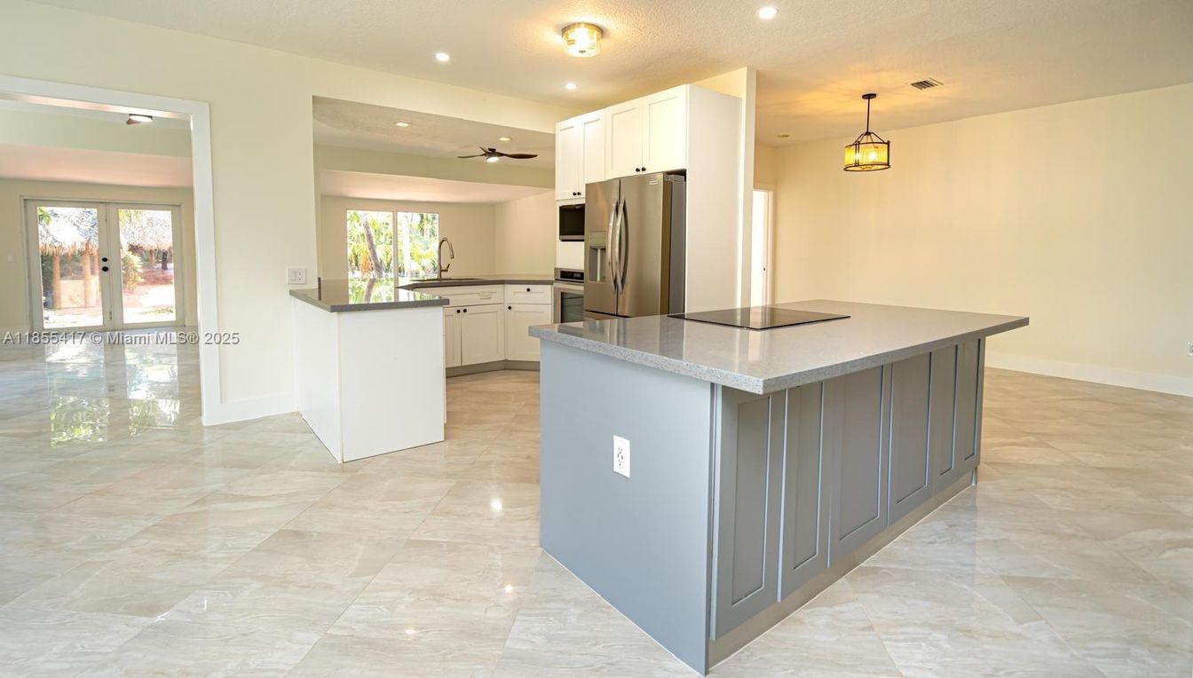 Interior, Kitchen, Pendant Lights, Recessed Lighting