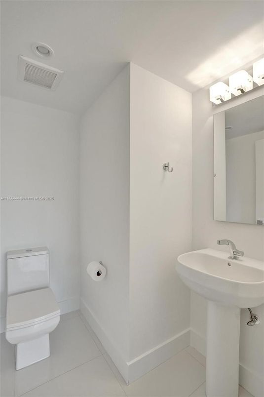 Bathroom, Interior