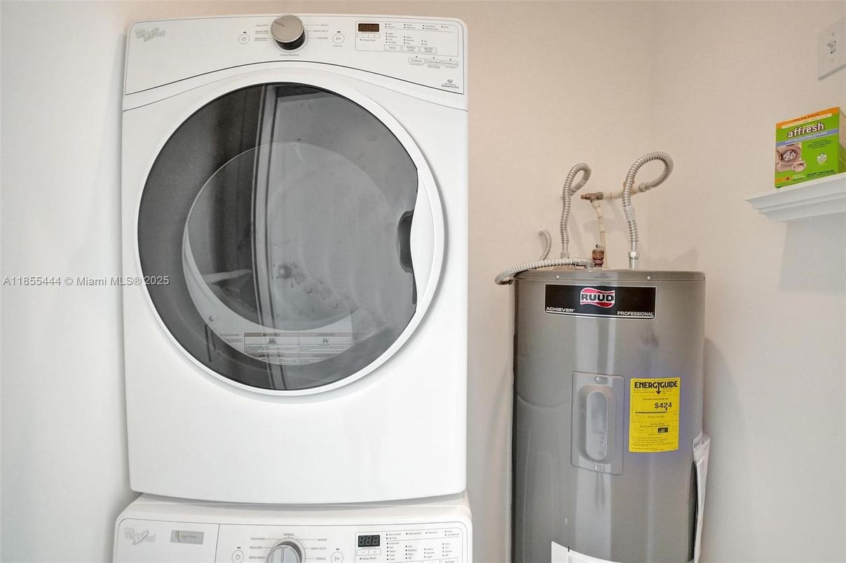 Interior, Utility Closets, Washer