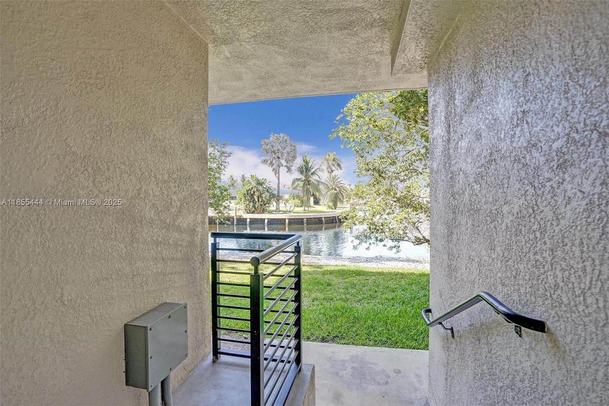 Backyard, Exterior, Pool, Water