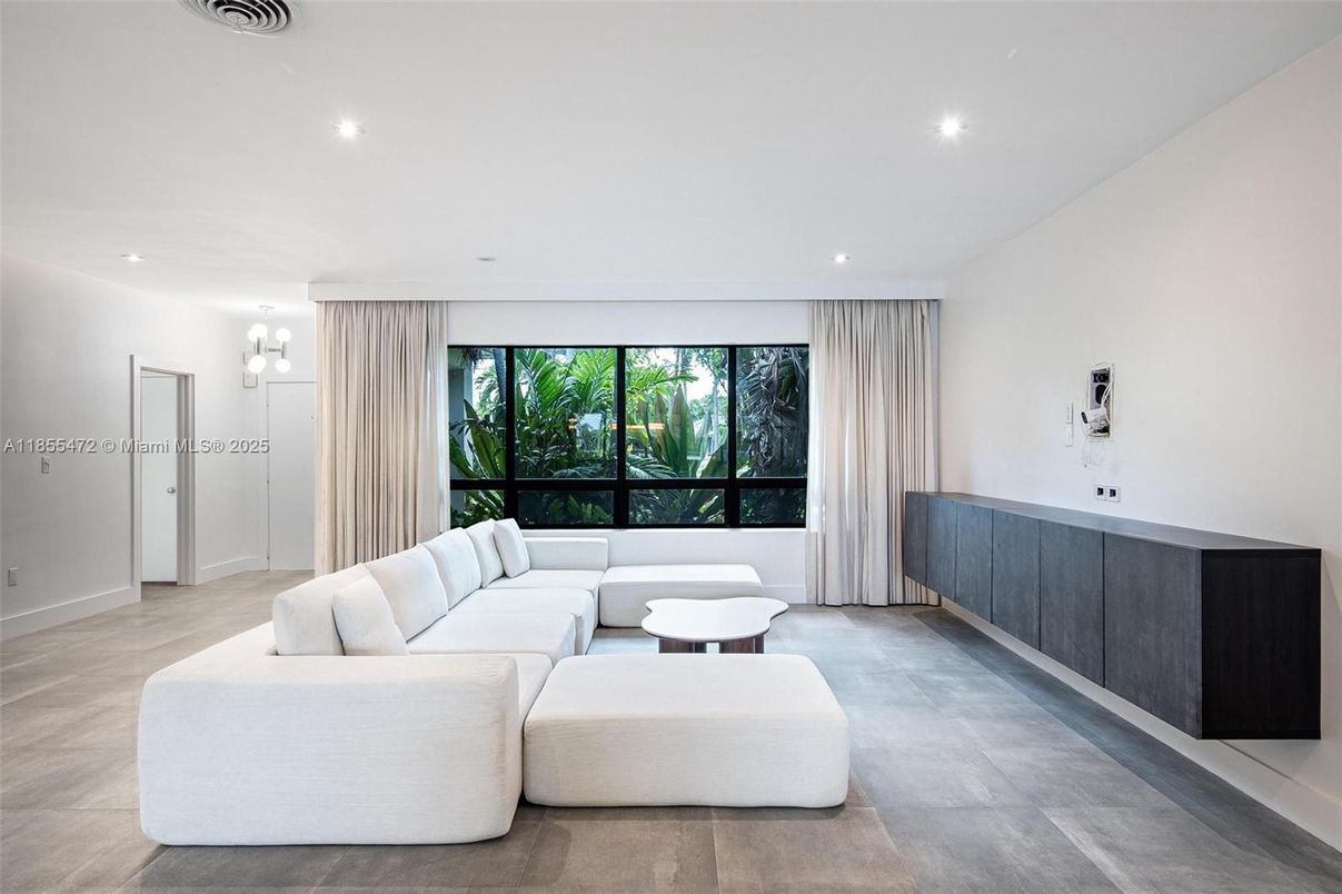 Interior, Living room, Recessed Lighting
